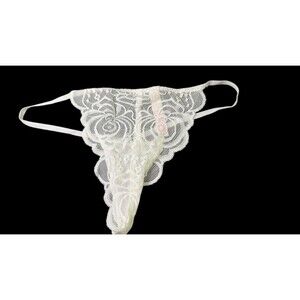 NWOT VICTORIA'S SECRET  Pink V-String White Lace Size M